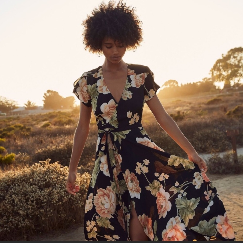 Iso Christy Dawn Autumn Night Peony Dress